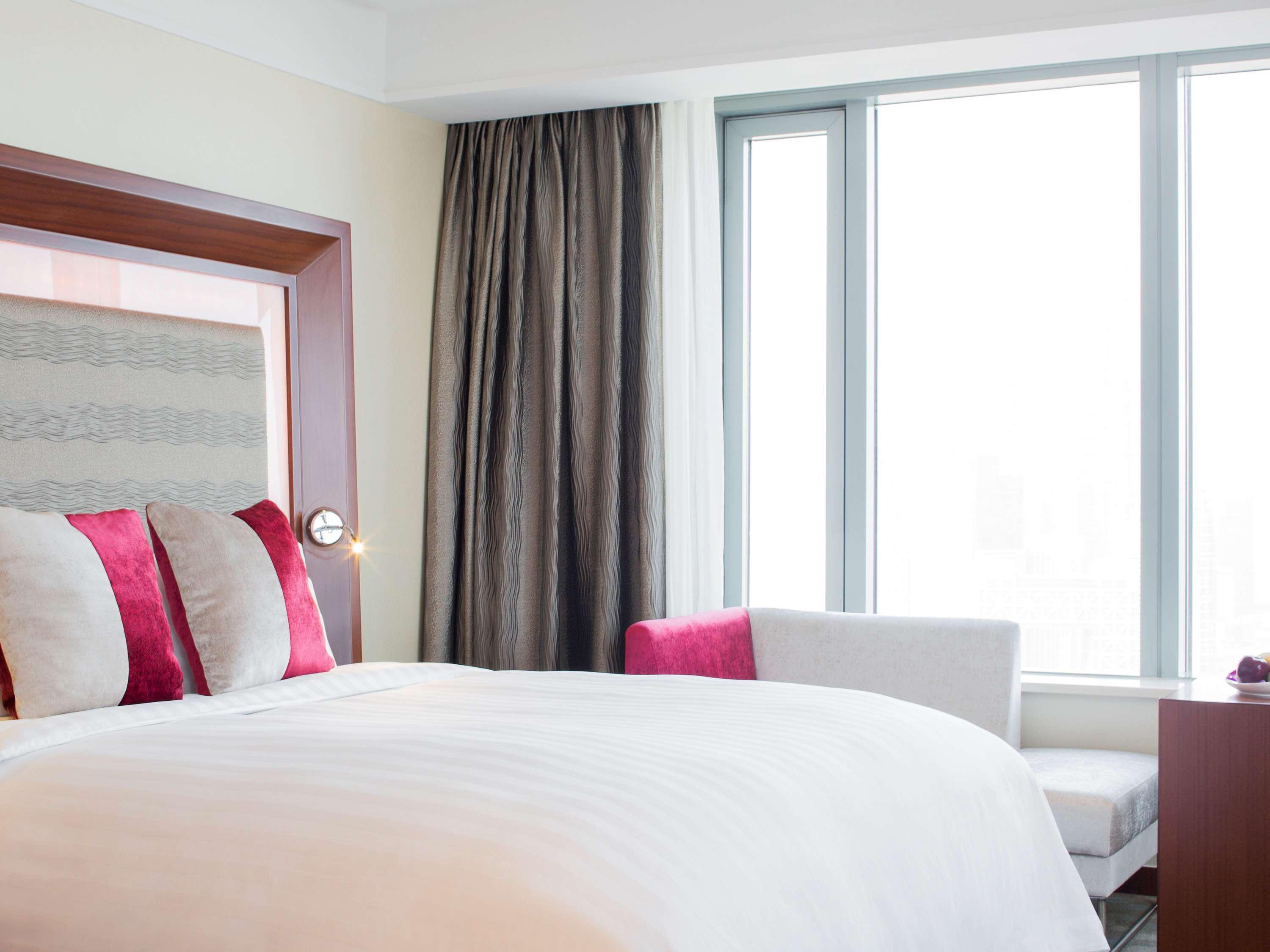 Novotel Atlantis Shanghai - Breakfast In The Clouds With River View In The Revolving Restaurant & 24Hours Free Self-Laundry Zewnętrze zdjęcie