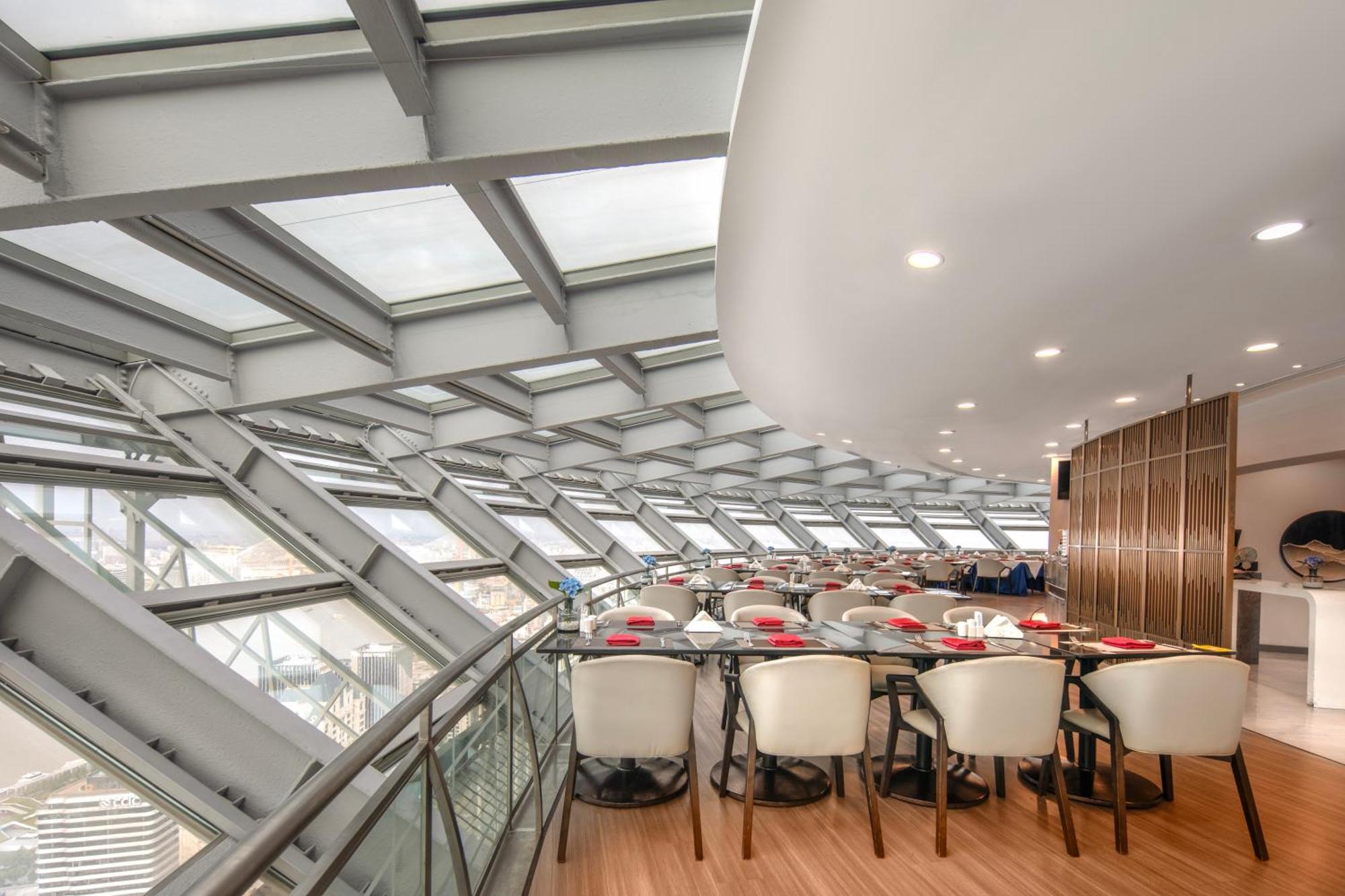 Novotel Atlantis Shanghai - Breakfast In The Clouds With River View In The Revolving Restaurant & 24Hours Free Self-Laundry Zewnętrze zdjęcie