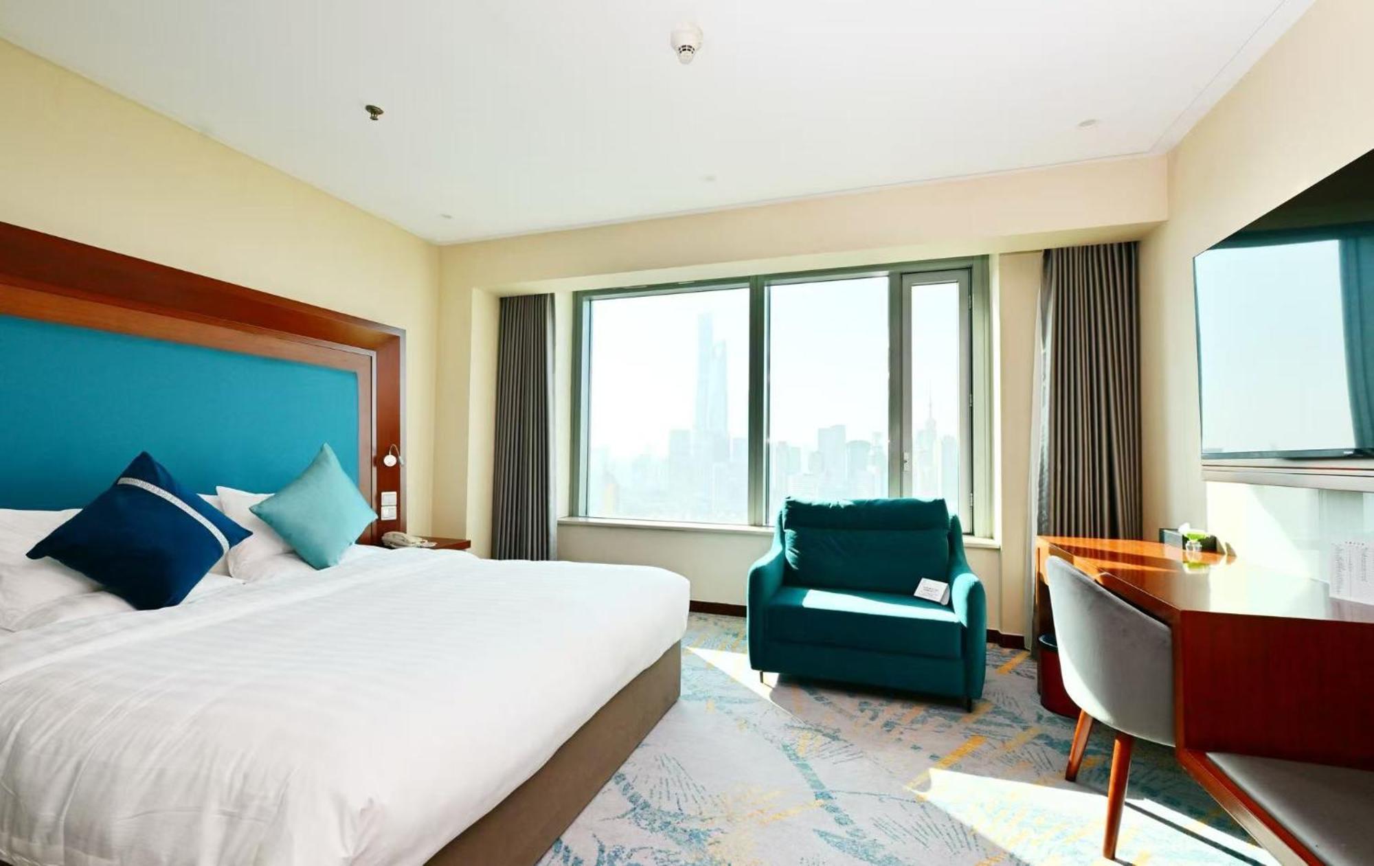 Novotel Atlantis Shanghai - Breakfast In The Clouds With River View In The Revolving Restaurant & 24Hours Free Self-Laundry Zewnętrze zdjęcie