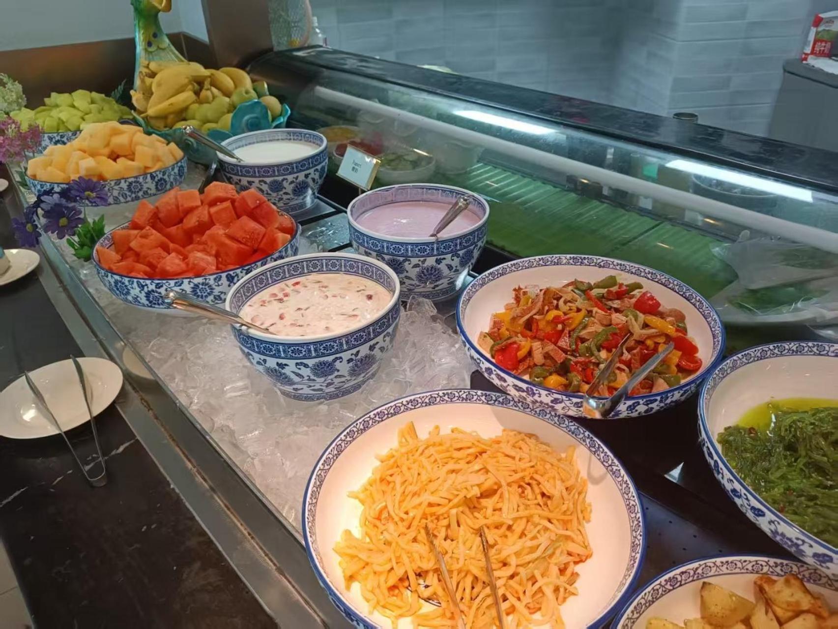 Novotel Atlantis Shanghai - Breakfast In The Clouds With River View In The Revolving Restaurant & 24Hours Free Self-Laundry Zewnętrze zdjęcie