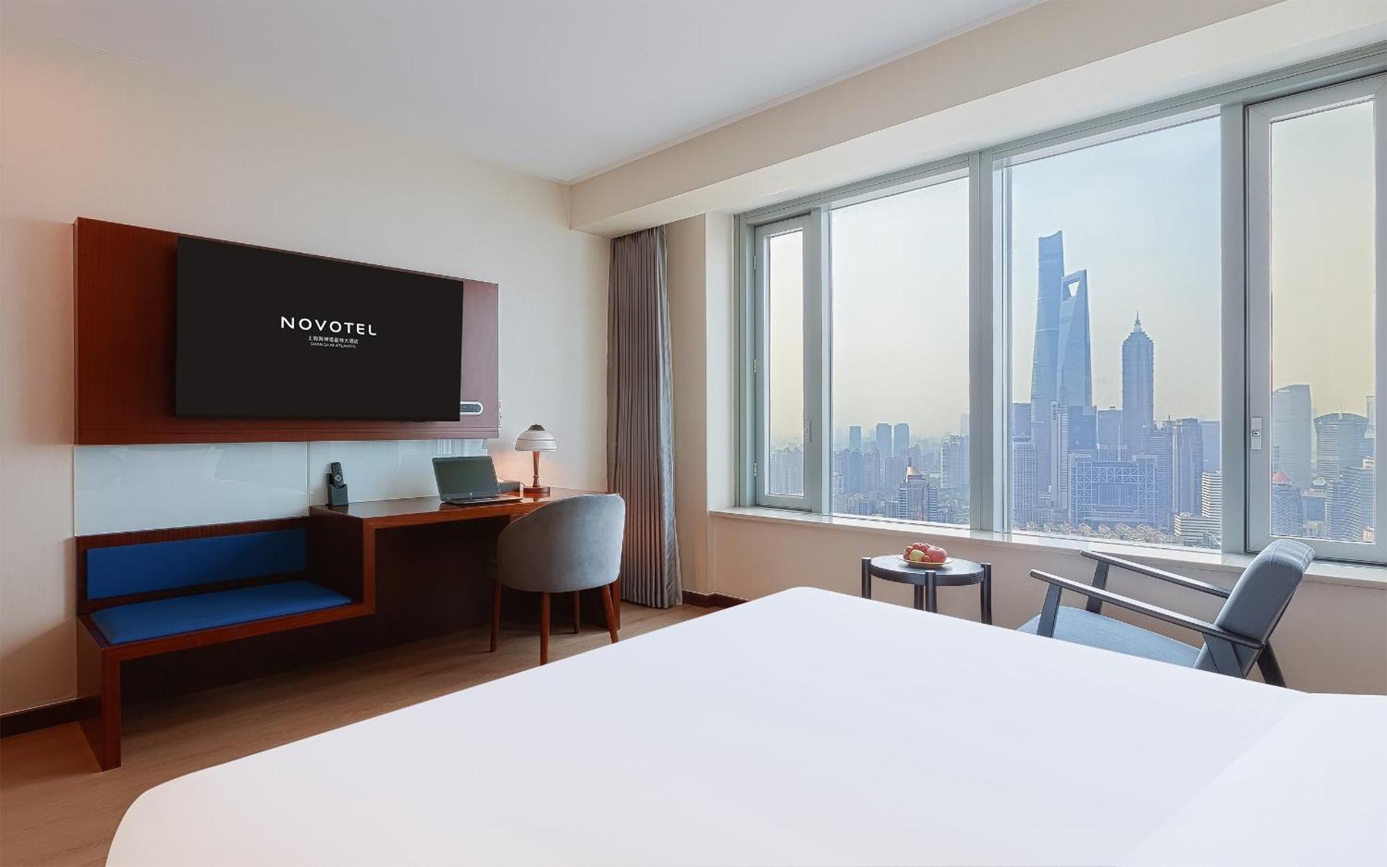 Novotel Atlantis Shanghai - Breakfast In The Clouds With River View In The Revolving Restaurant & 24Hours Free Self-Laundry Zewnętrze zdjęcie