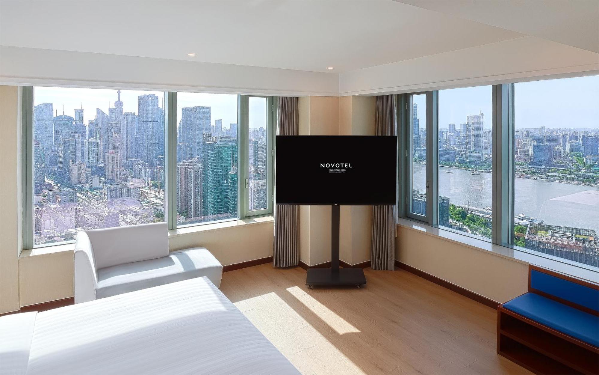 Novotel Atlantis Shanghai - Breakfast In The Clouds With River View In The Revolving Restaurant & 24Hours Free Self-Laundry Zewnętrze zdjęcie